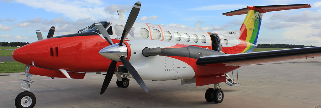 Flugvermessungsflugzeug vom Typ KingAir 350 für die PANSA in Polen aus 2015